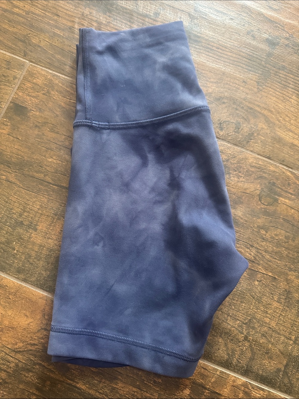 lululemon athletica Navy High-Rise Women's Bike Shorts - Picture 3 of 4